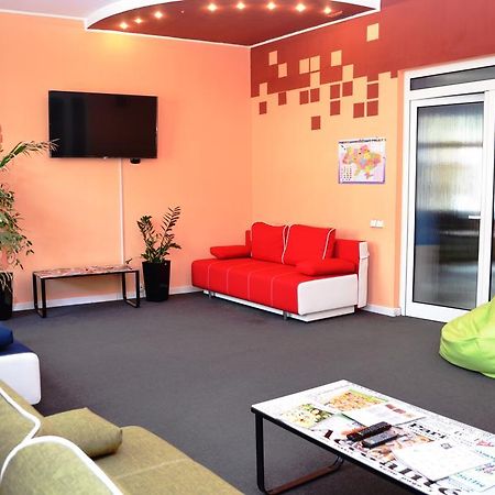 Wanted Hostel Lviv Ngoại thất bức ảnh