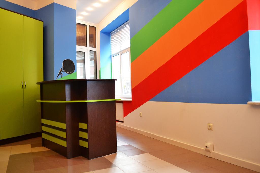 Wanted Hostel Lviv Ngoại thất bức ảnh