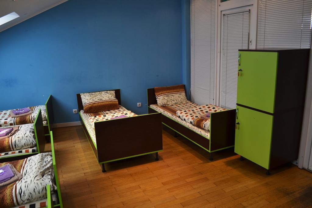 Wanted Hostel Lviv Ngoại thất bức ảnh