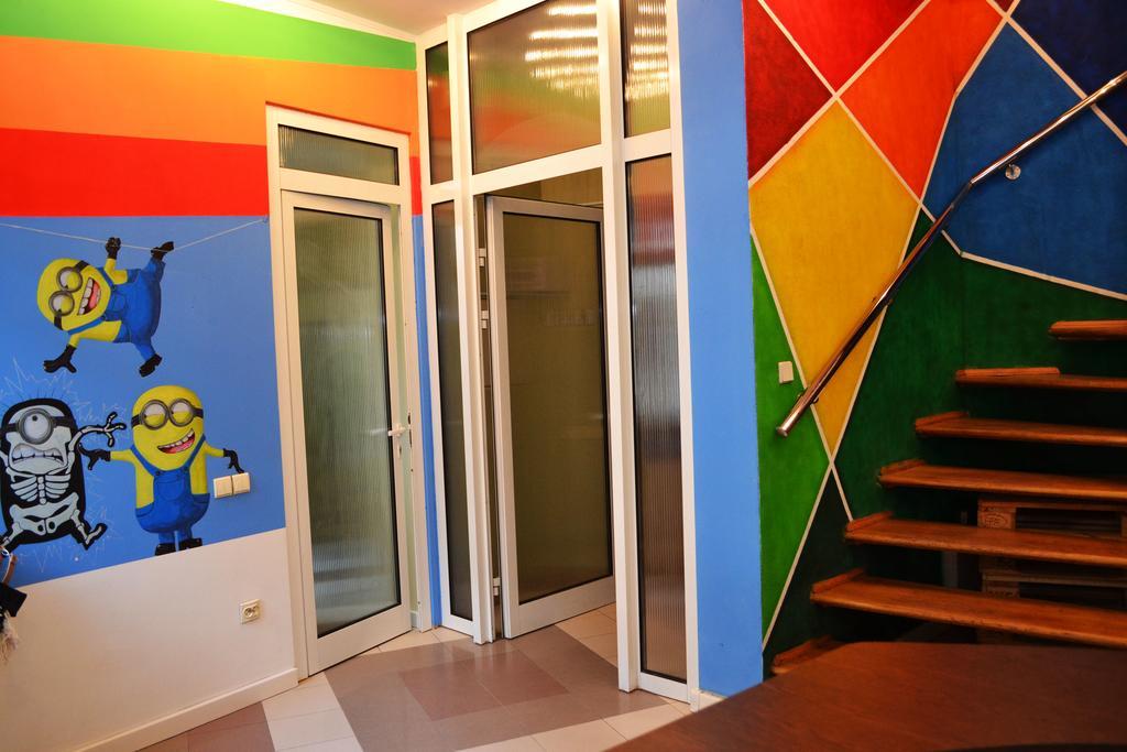 Wanted Hostel Lviv Ngoại thất bức ảnh